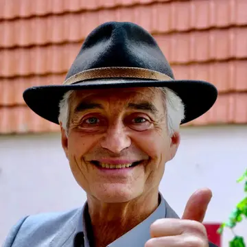 Tom Anand